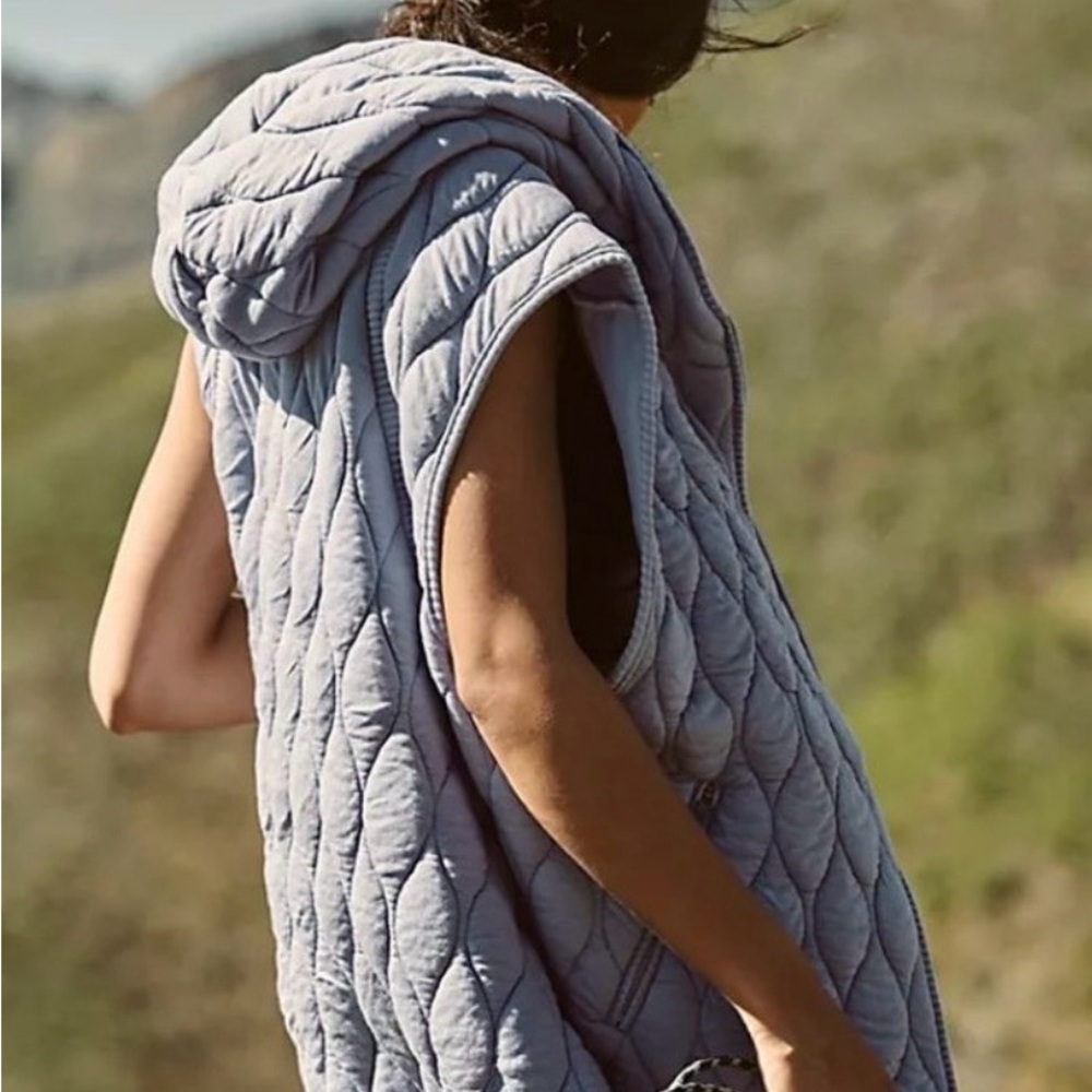 NWT free people dream big
quilted light lavender hooded vest